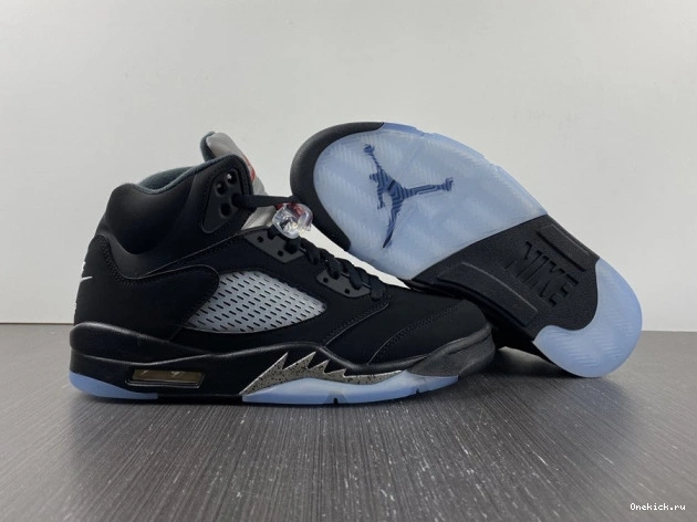 One Kick Black 5 Retro (2016) Jordan Metallic 845035-003 0731